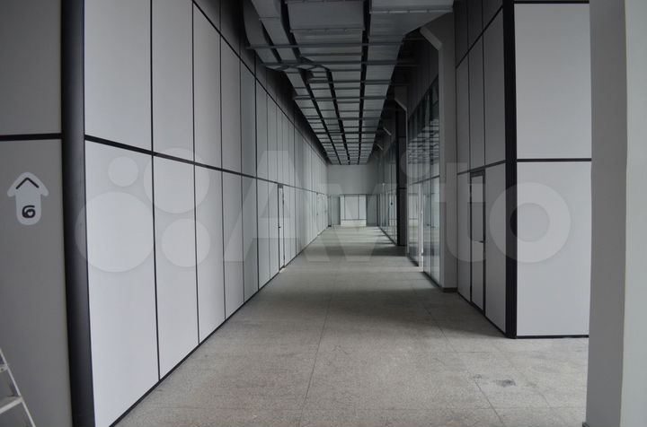 Сервисный центр, 244 м²