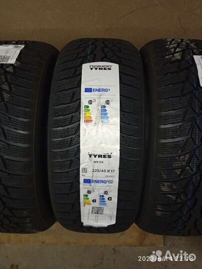 Nokian Tyres WR D4 225/45 R17 91H