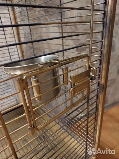 Клетка-вольер для крупных попугаев