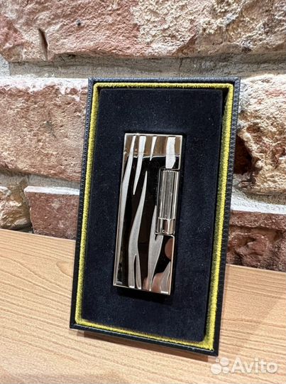 Зажигалка Dunhill