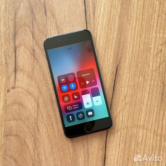 iPhone 6, 64 ГБ