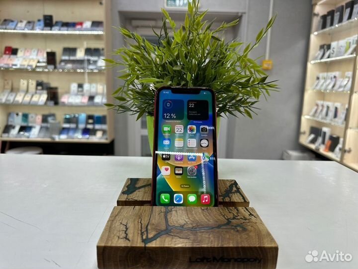 iPhone Xr, 64 ГБ