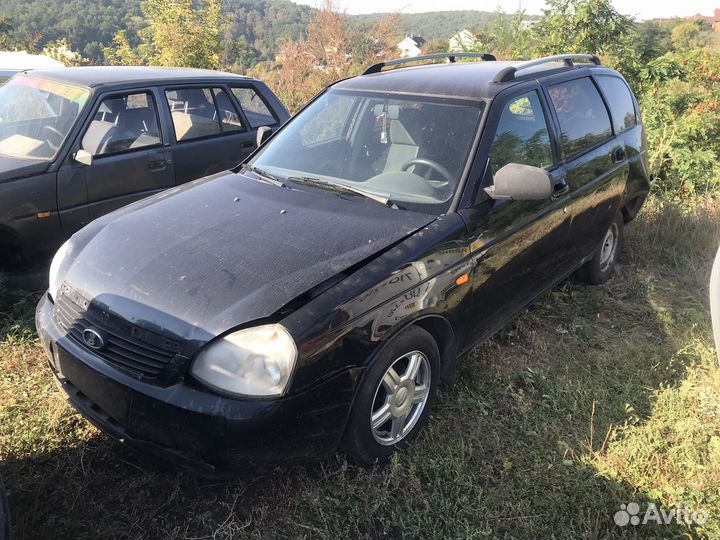 LADA priora разбор по запчастям
