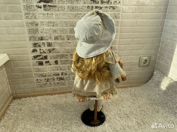 Кукла фарфоровая коллекционная большая
