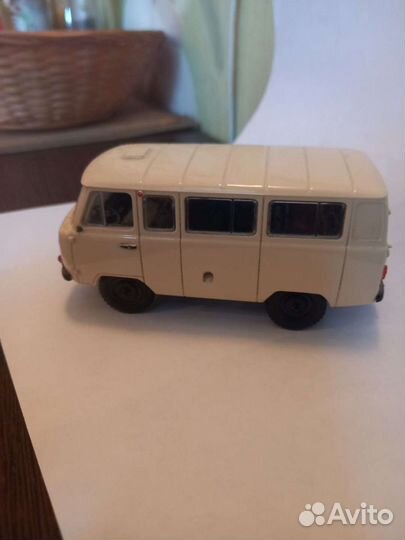 Масштабные модели 1 43 УАЗ