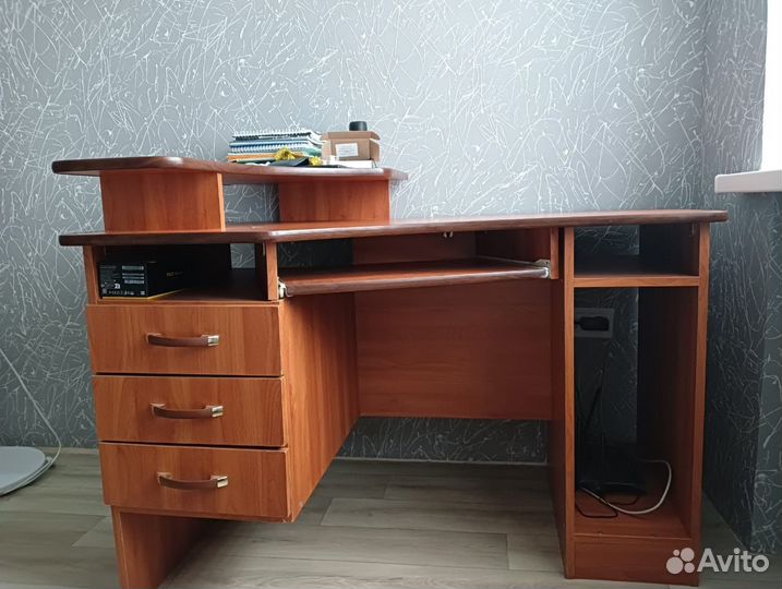 Столь компьютерный бу