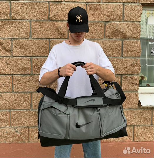 Спортивная сумка nike