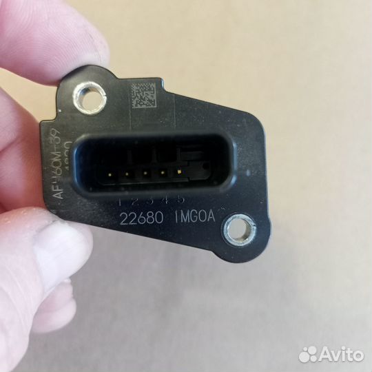 Датчик расхода воздуха Nissan Teana L33 226801MG0A