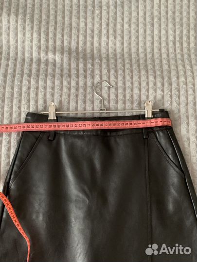 Кожаная юбка черная