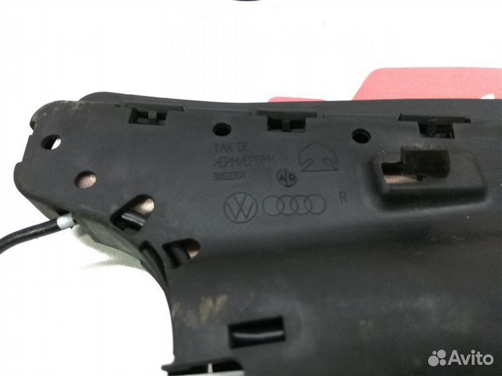 Подушка безопасности боковая передняя правая Audi