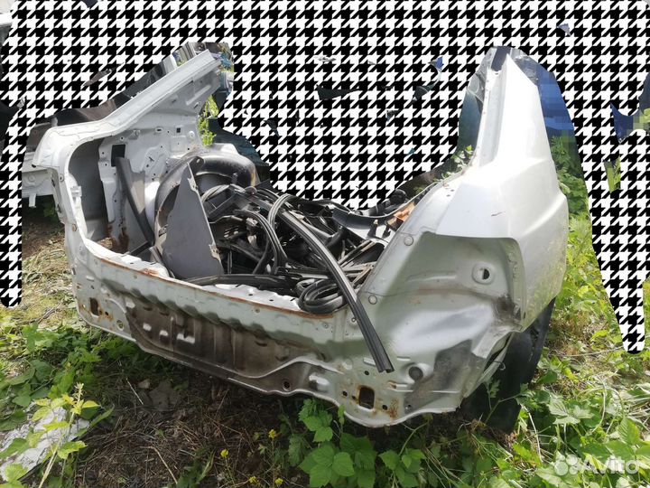 Задняя часть Хендай Акцент хэтчбек