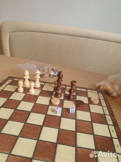 Шахматы деревянные новые