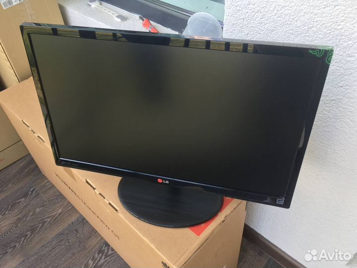 Монитор LG 23EA53 23 дюйма FulHD