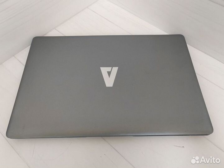 Ноутбук 14 дюймов для учебы с Intel Обмен