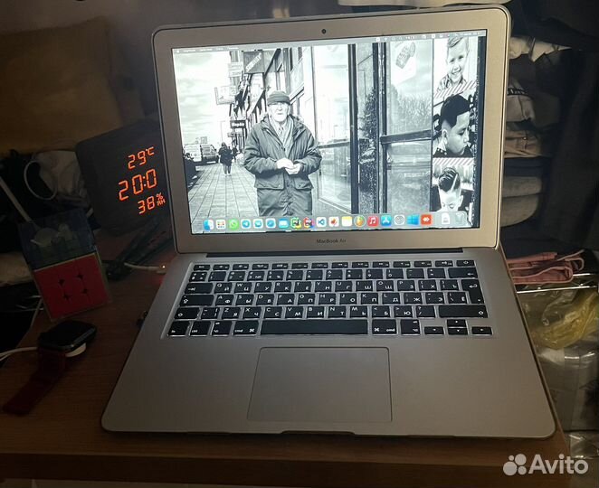 Apple MacBook Air 13,3 (256 Gb) mid 2017