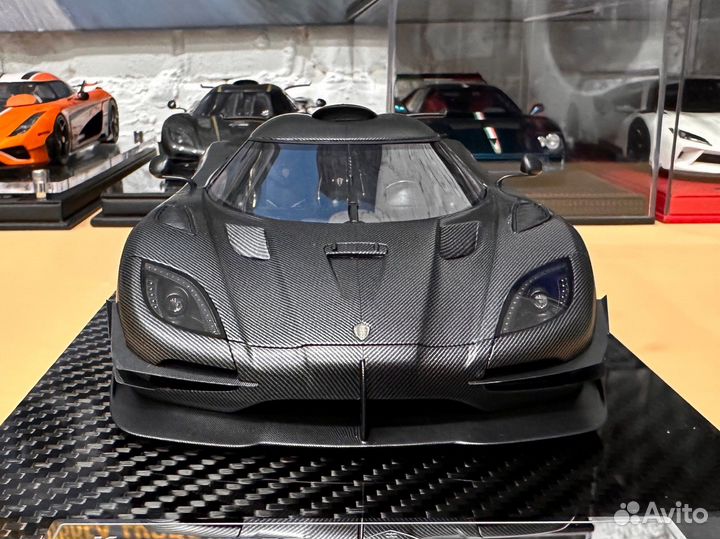 FrontiArt Koenigsegg ONE:1 (F033-174) Carbon 1:18