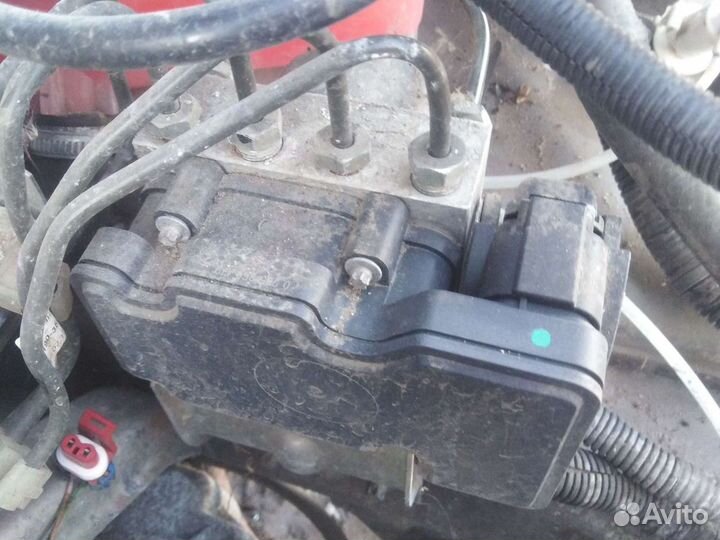 Блок абс Лада Гранта 1.6 8кл. МКПП 2016г