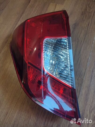 Задний фонарь стоп-сигнал Honda Fit