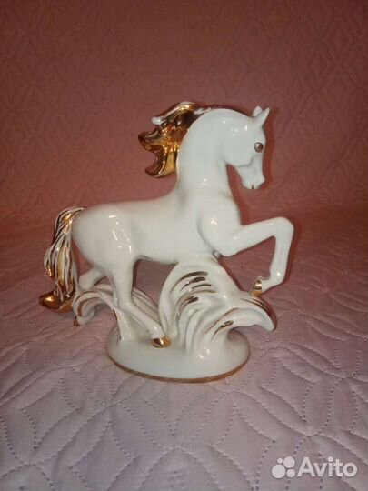 Фарфоровые статуэтки лфз