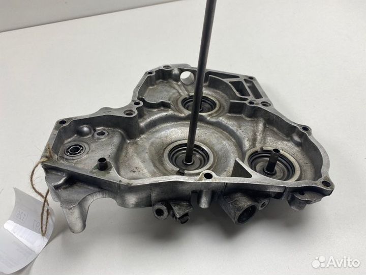 Крышка кпп Honda Prelude BA9 F22B