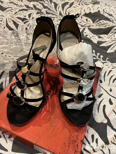 Босоножки женские 37 размер Carlo Pazolini