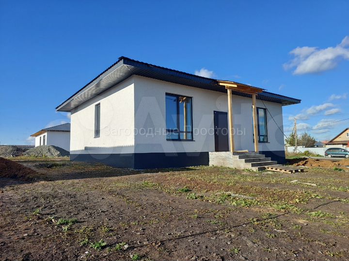 Коттедж 100 м² на участке 6 сот.