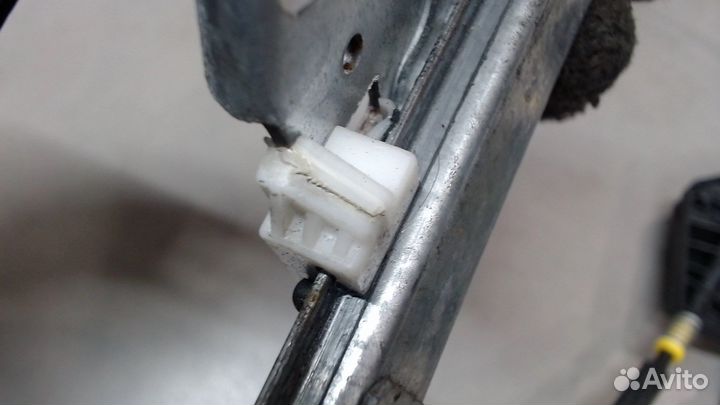 Стеклоподъемник электрический Peugeot 307, 2002