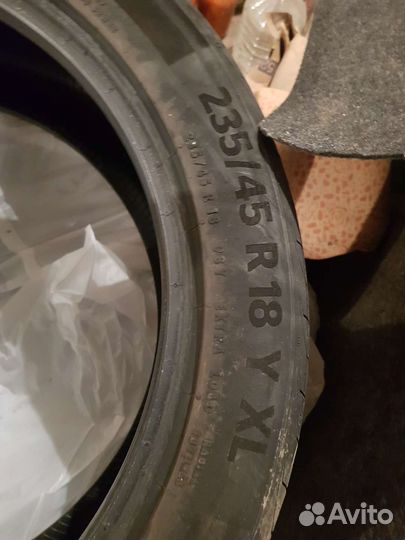 Continental ComfortContact - 6 235/45 R18