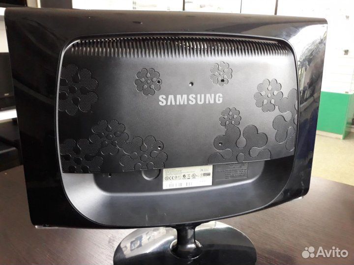 Монитор Samsung 2233sn