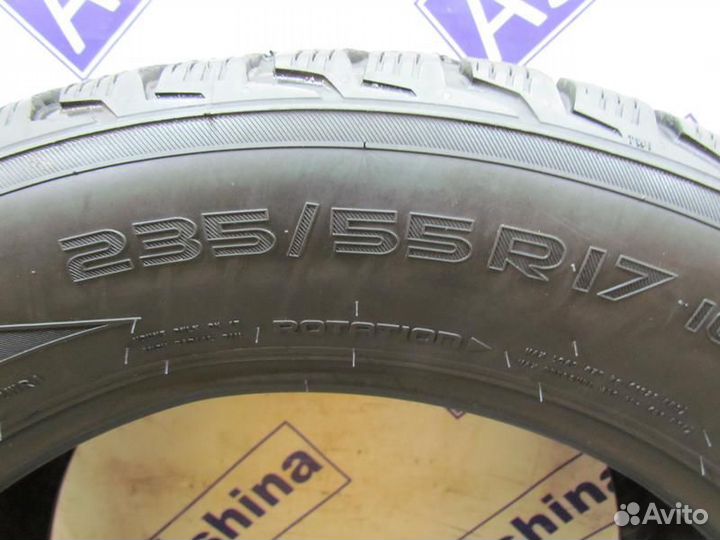 Nokian Tyres Hakkapeliitta R2 235/55 R17 99G