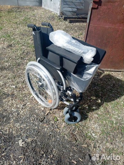 Инвалидная коляска