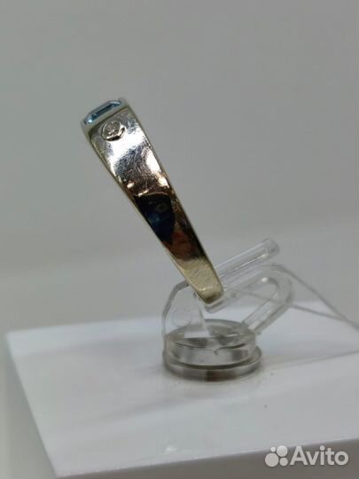 Кольцо золото 585 с топазом и бриллиантами