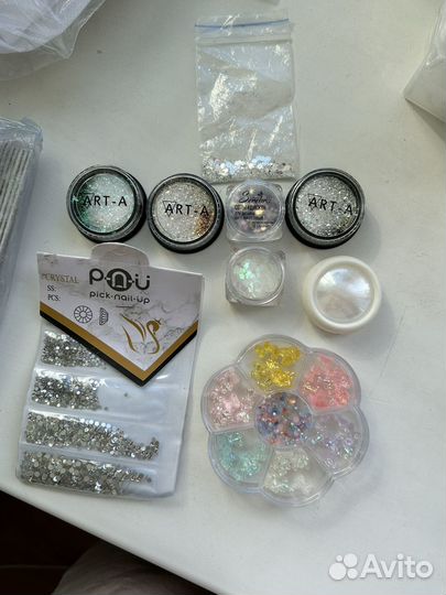 Дизайны для маникюра, зеркальная втирка