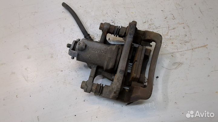 Суппорт правый задний киа Soul 2019