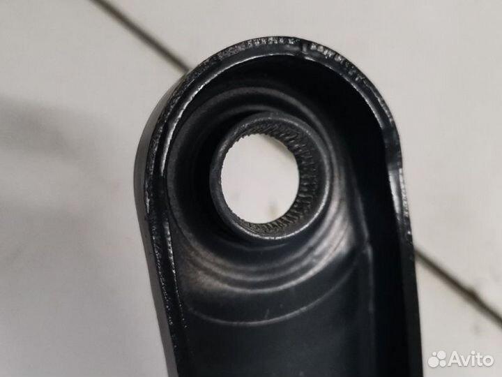 Дворник лобового стекла передний правый Ford Focus