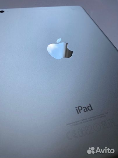 Планшет Apple iPad mini 4 16 gb