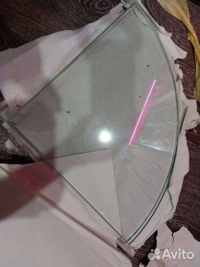 Полка стеклянная угловая