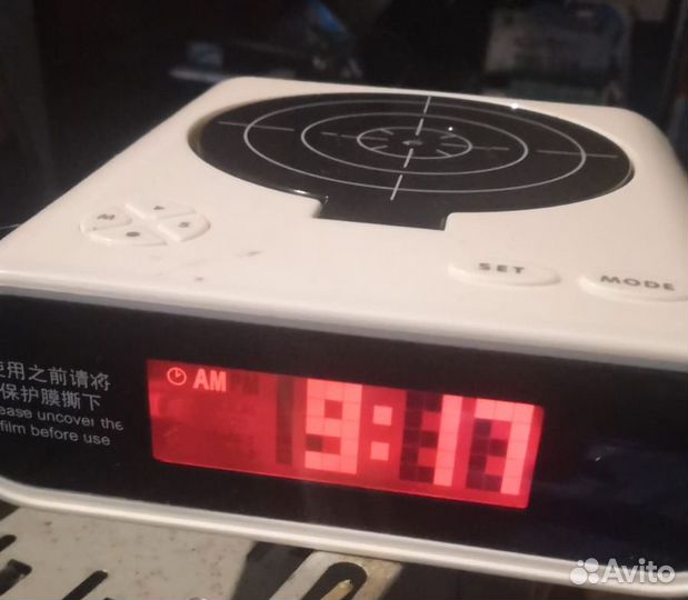 Часы-будильник Gun Alarm Clock