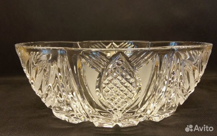 Хрусталь советский (салатницы, фужеры и др)
