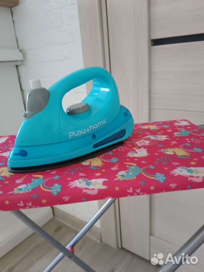 Коляска, гладильная доска, утюг игрушечные