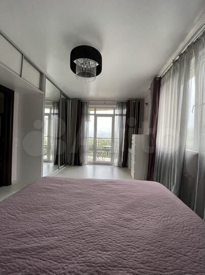 2-к. квартира, 60 м², 10/17 эт.