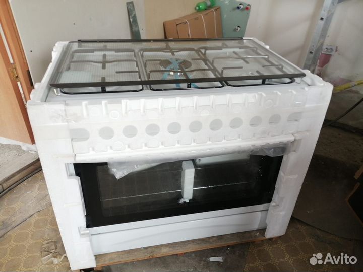 Газовая плита новая