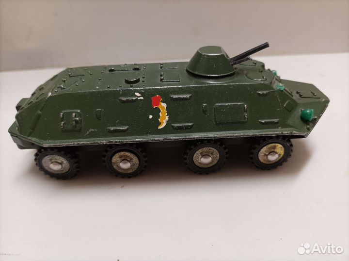 Бронетранспортер