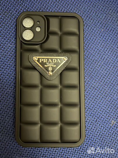 Чехол на iPhone 11