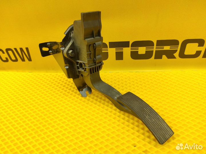 Педаль газа Mercedes-Benz X156 OM651.930 2.1 2014