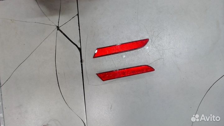 Катафот Mazda CX-7, 2011