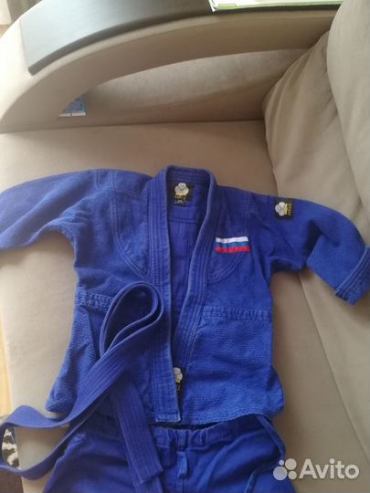 Форма для самбо-дзюдо