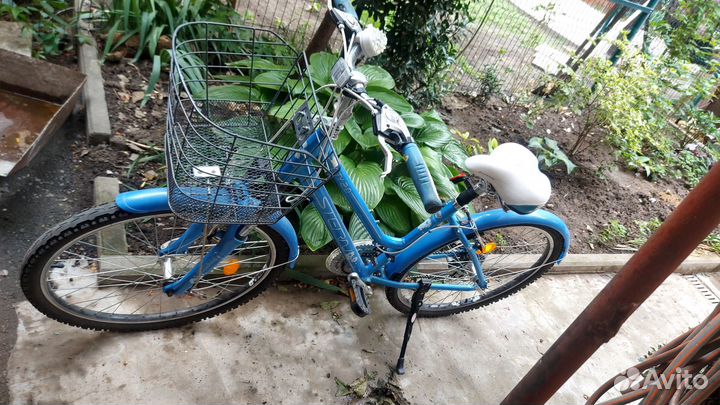 Велосипед взрослый женский с корзиной
