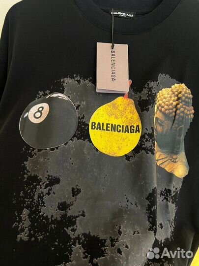 Футболка Balenciaga