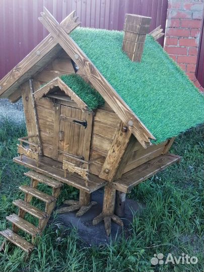 Садовый декор избушка на курьих ножках